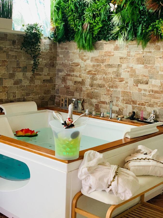 Suite I Biddizzi Da Sicilia CTA Exterior foto