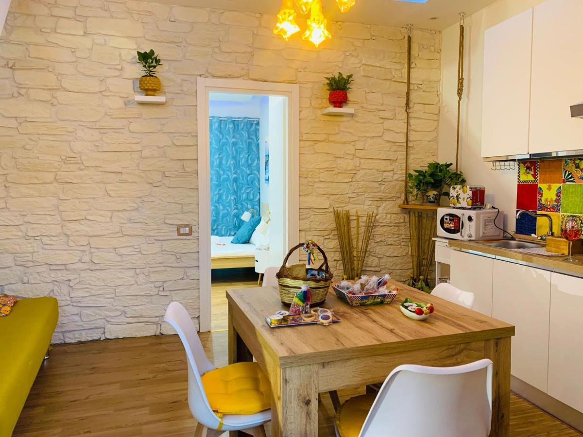Suite I Biddizzi Da Sicilia CTA Exterior foto
